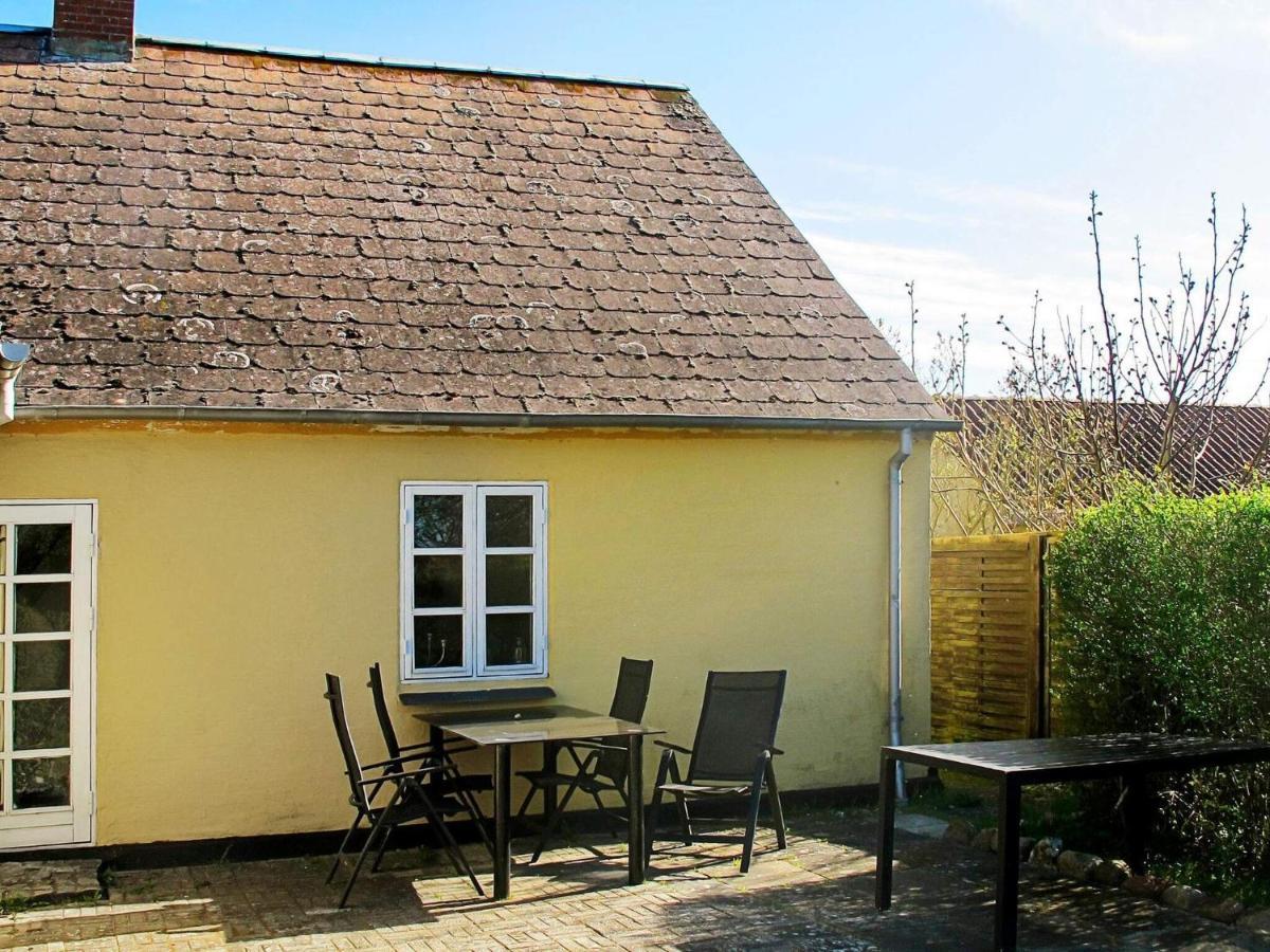 4 Person Holiday Home In Bandholm Dış mekan fotoğraf